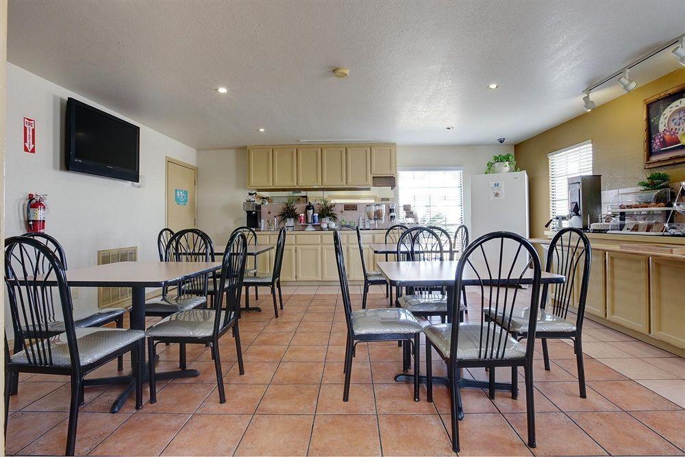 Texas Inn & Suites Pharr/San Juan Restoran gambar